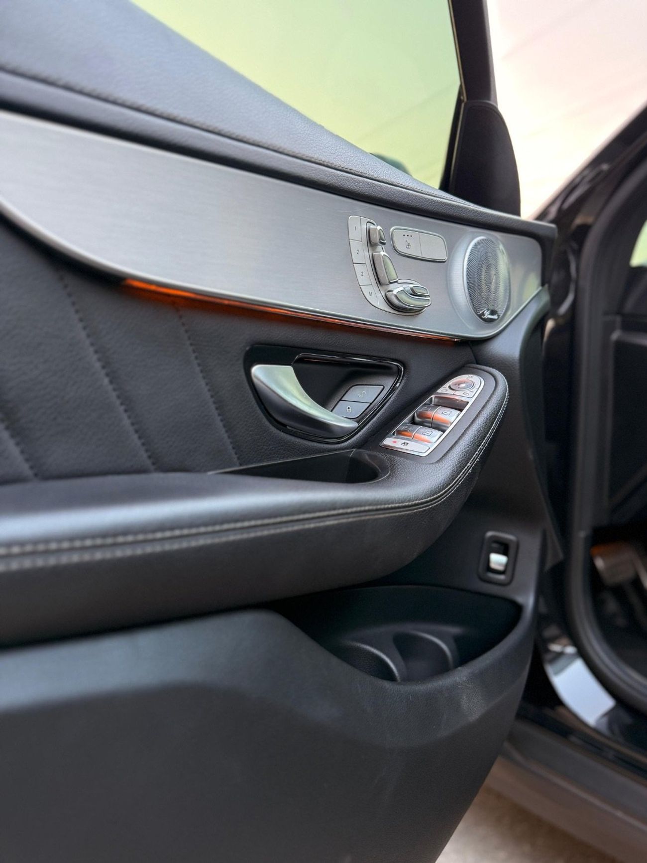 Mercedes-Benz GLC 300 AMG 2.0L