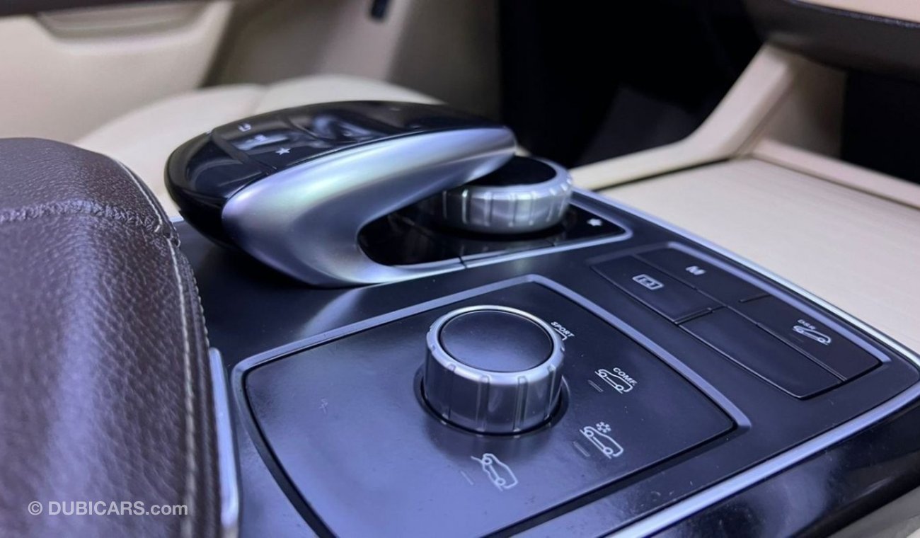 مرسيدس بنز GLE 350 2018 Mercedes Benz GLE-350 4Matic 4x4 Full Option+ 3.5L V6 In Great Condtion