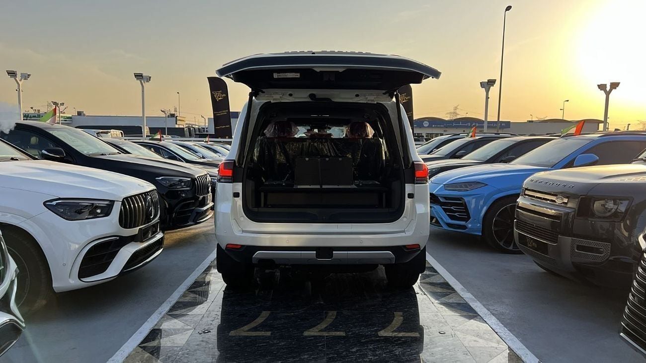 تويوتا لاند كروزر GR SPORT 3.5 HEV 2026