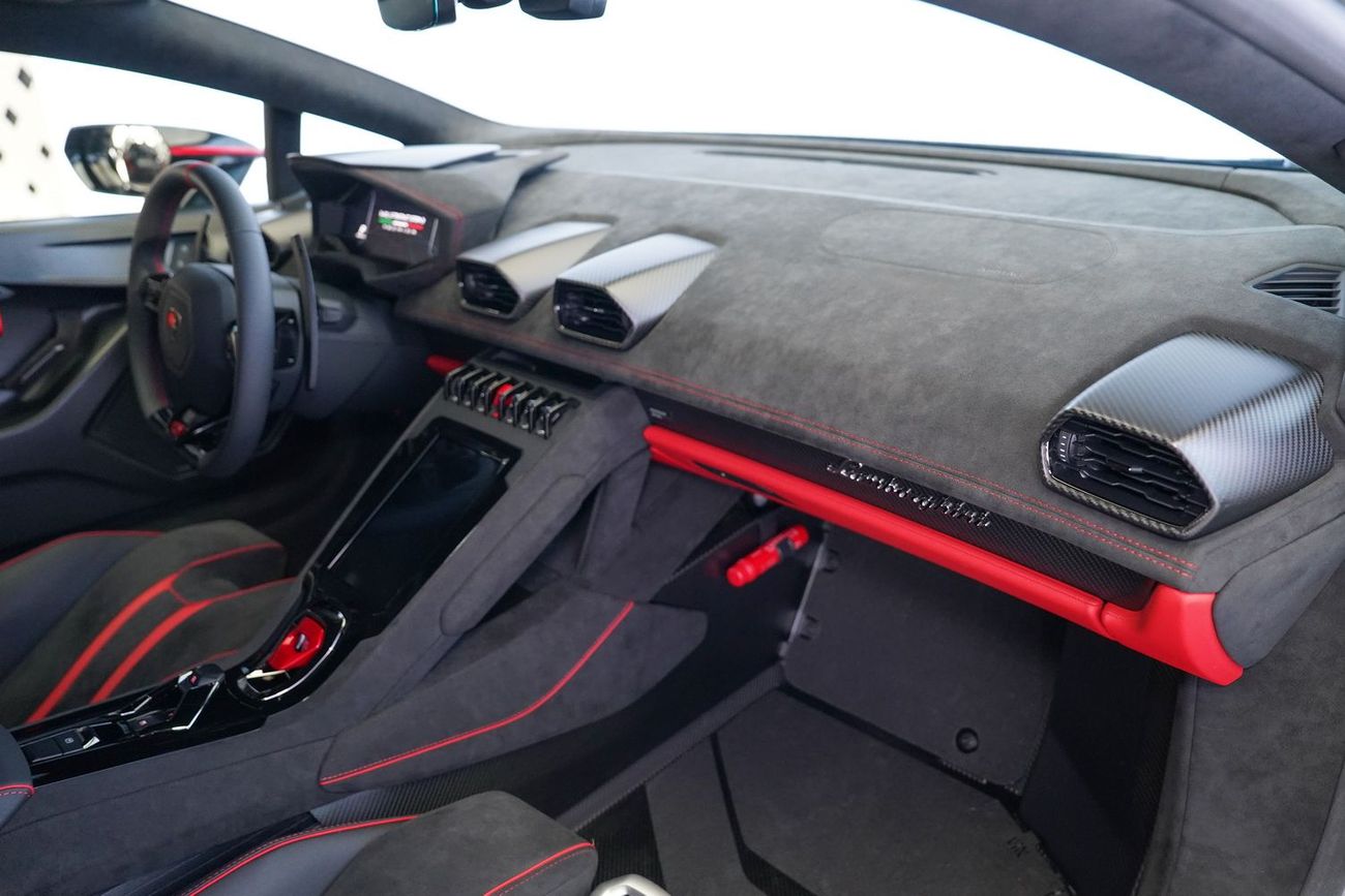 Lamborghini Huracan Tecnica 60th Anniversary 1 of 60