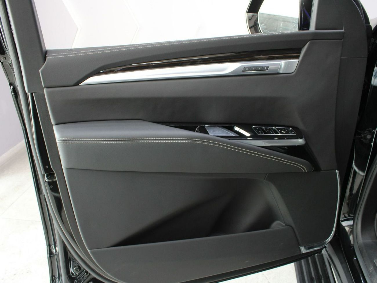 Cadillac Escalade Sport Platinum 6.2L 4WD