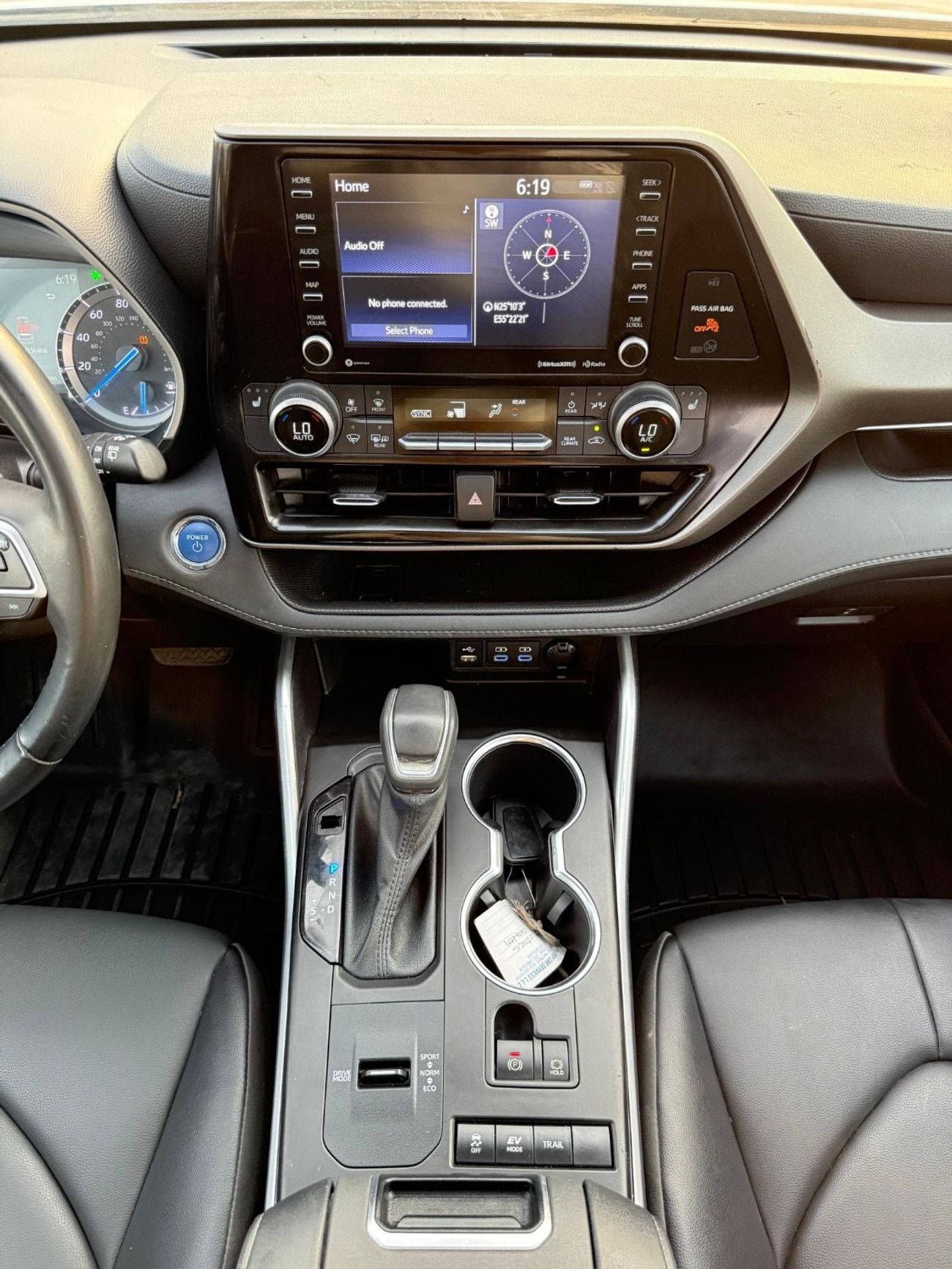 Toyota Highlander XLE Hybrid 2.5 L Full Option 2022