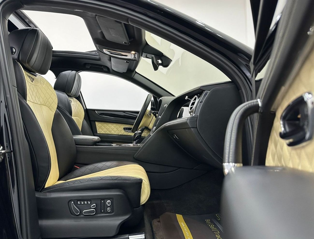 Bentley Bentayga Std 2017 Bentley Bentayga W12 7 Seater, Warranty, Service History, Full Options, Euro Specs