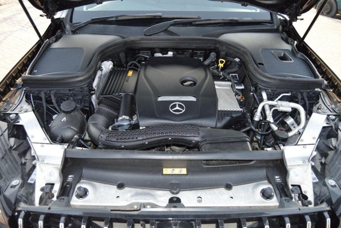 Mercedes-Benz GLC 250 Full option clean car accident free