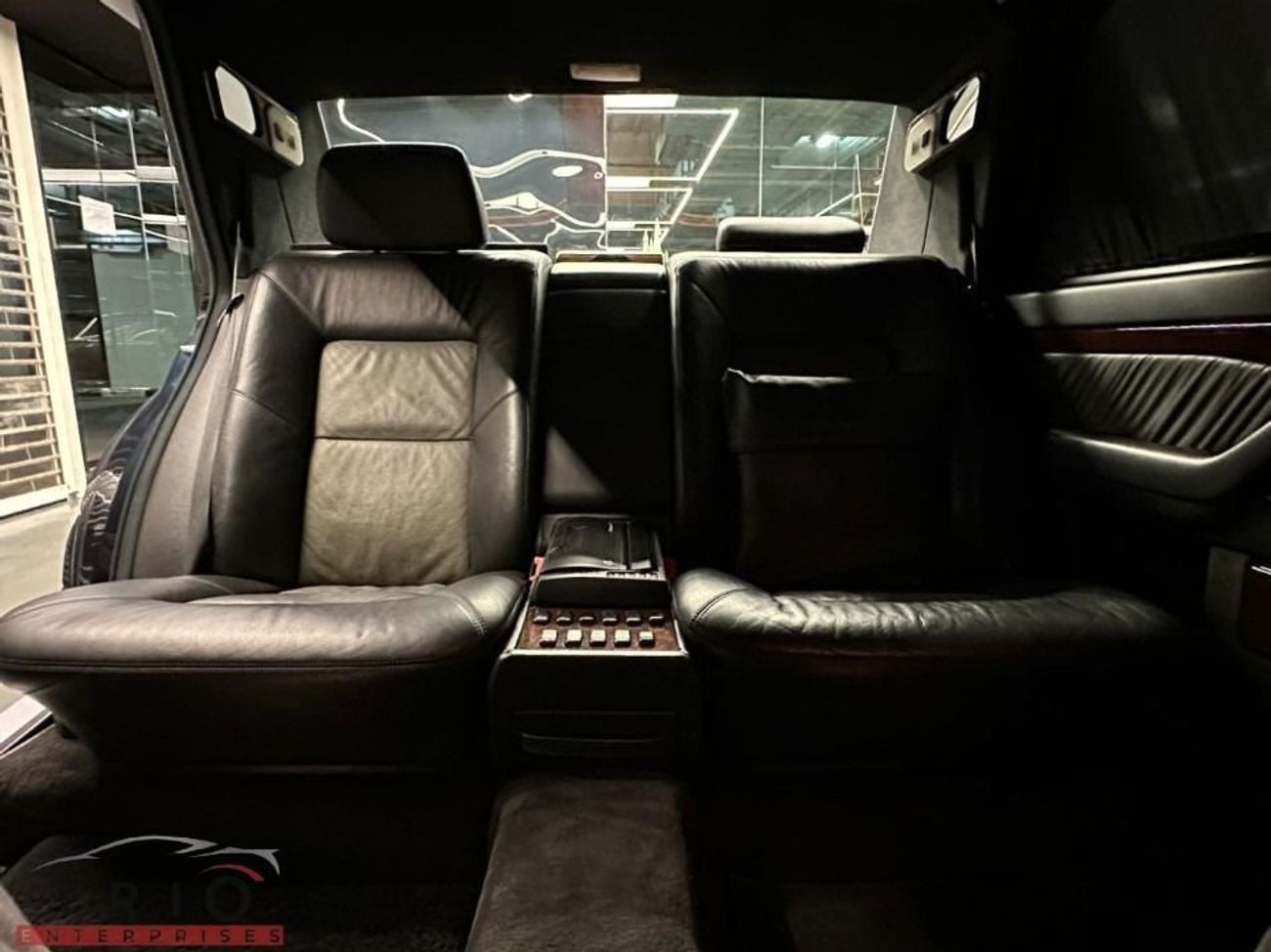 مرسيدس بنز S 600 