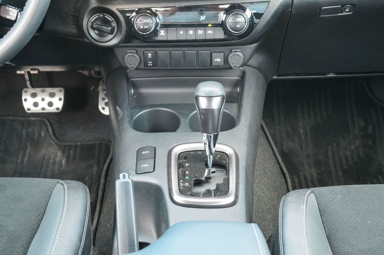 تويوتا هيلوكس GR Sport 4.0L TOYOTA HILUX GR RALLY 4.0L 4WD PETROL PICKUP 2025
