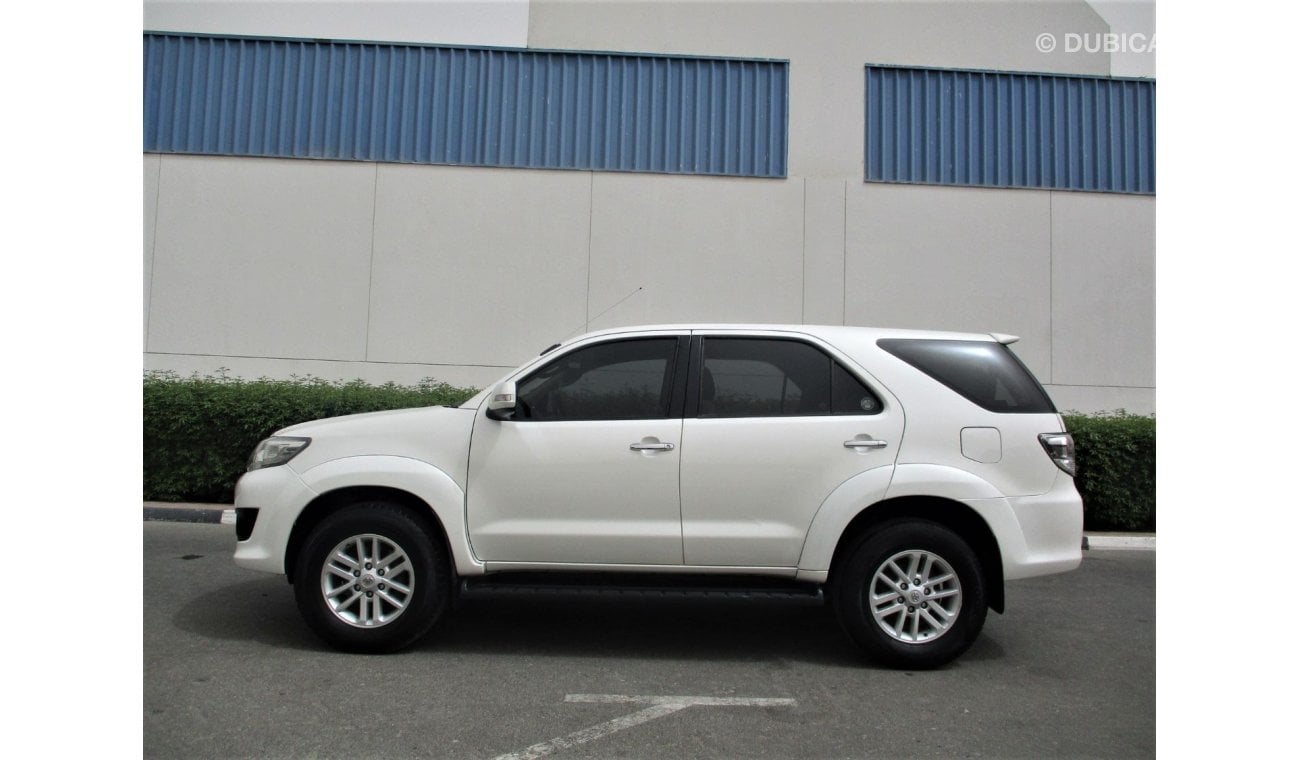 Toyota Fortuner TOYOTA FORTUNER 2.7 MODEL 2013 GULF SPACE FULL AUTOMATIC