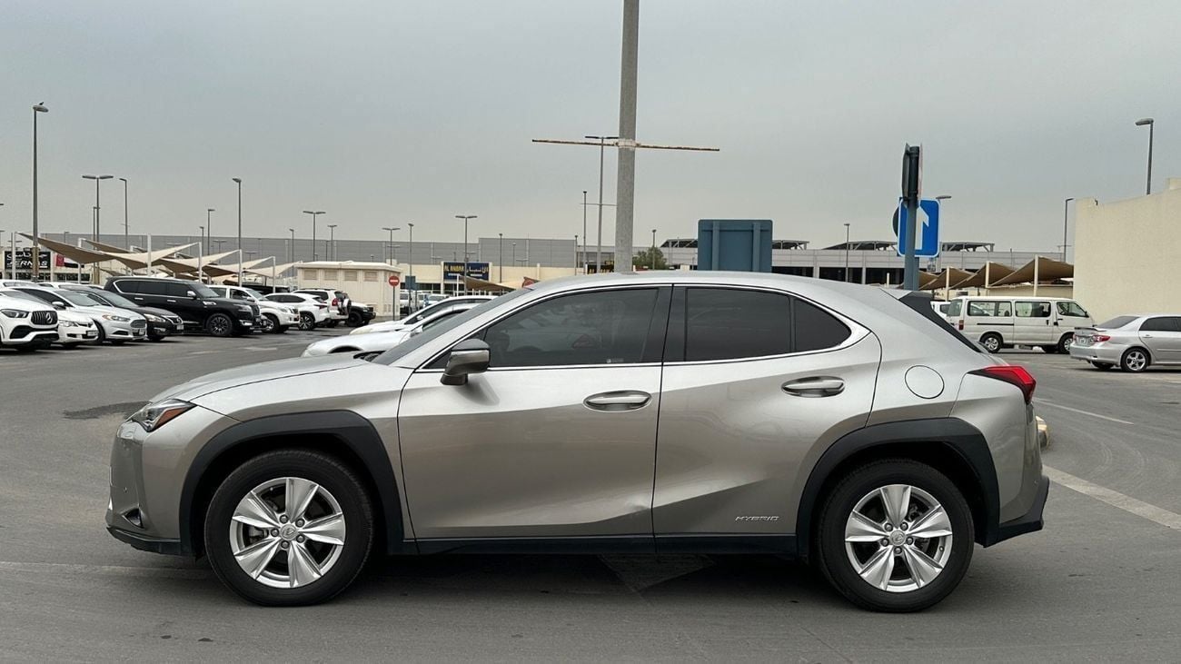Lexus UX250h STD (NON GCC) Hybrid