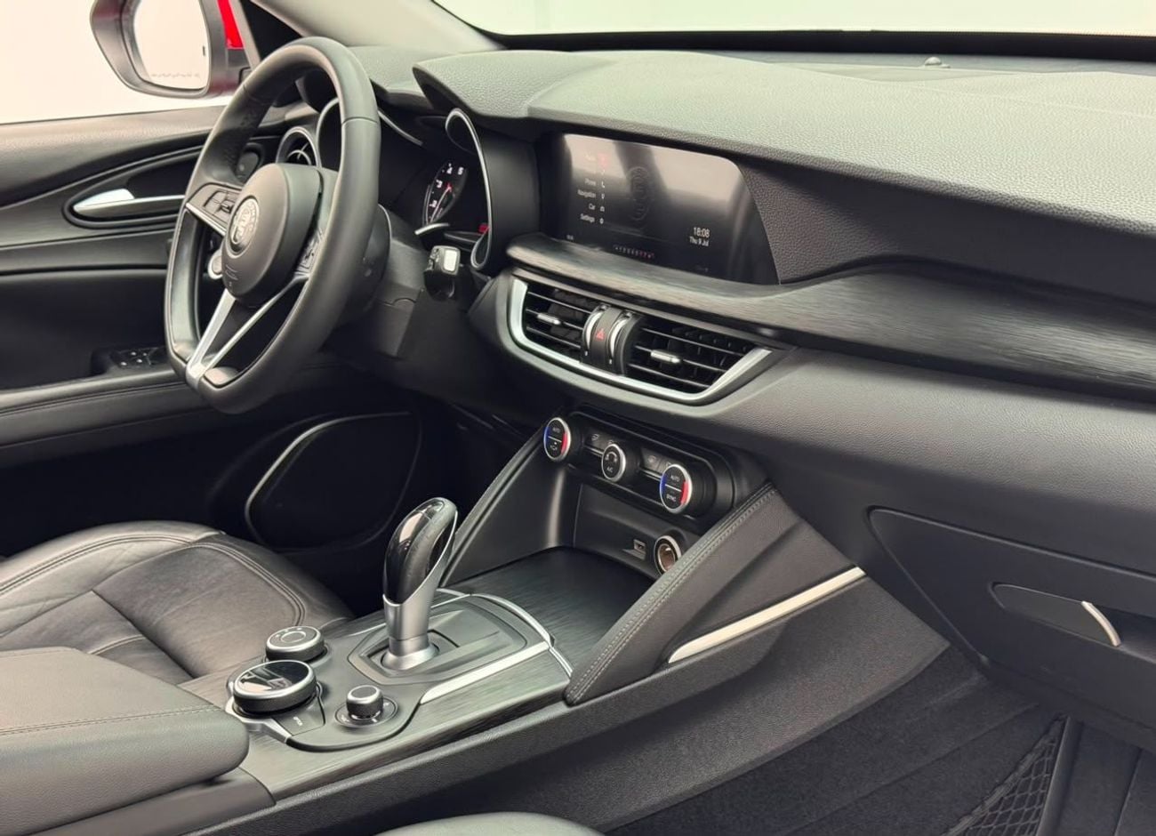 Alfa Romeo Stelvio 2018 Alfa Romeo Stelvio Q4 Super, Service History, GCC