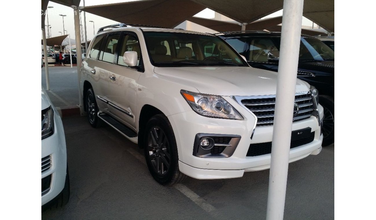 Lexus LX570