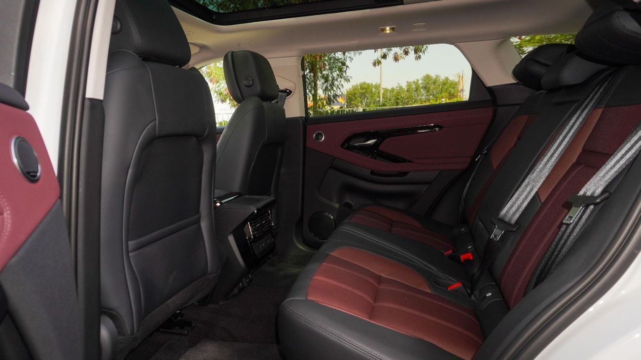 Land Rover Range Rover Evoque SE P250 DYNAMIC 2025!! FIVE YEARS WARRANTY!! THREE YEARS SERVICE CONTRACT