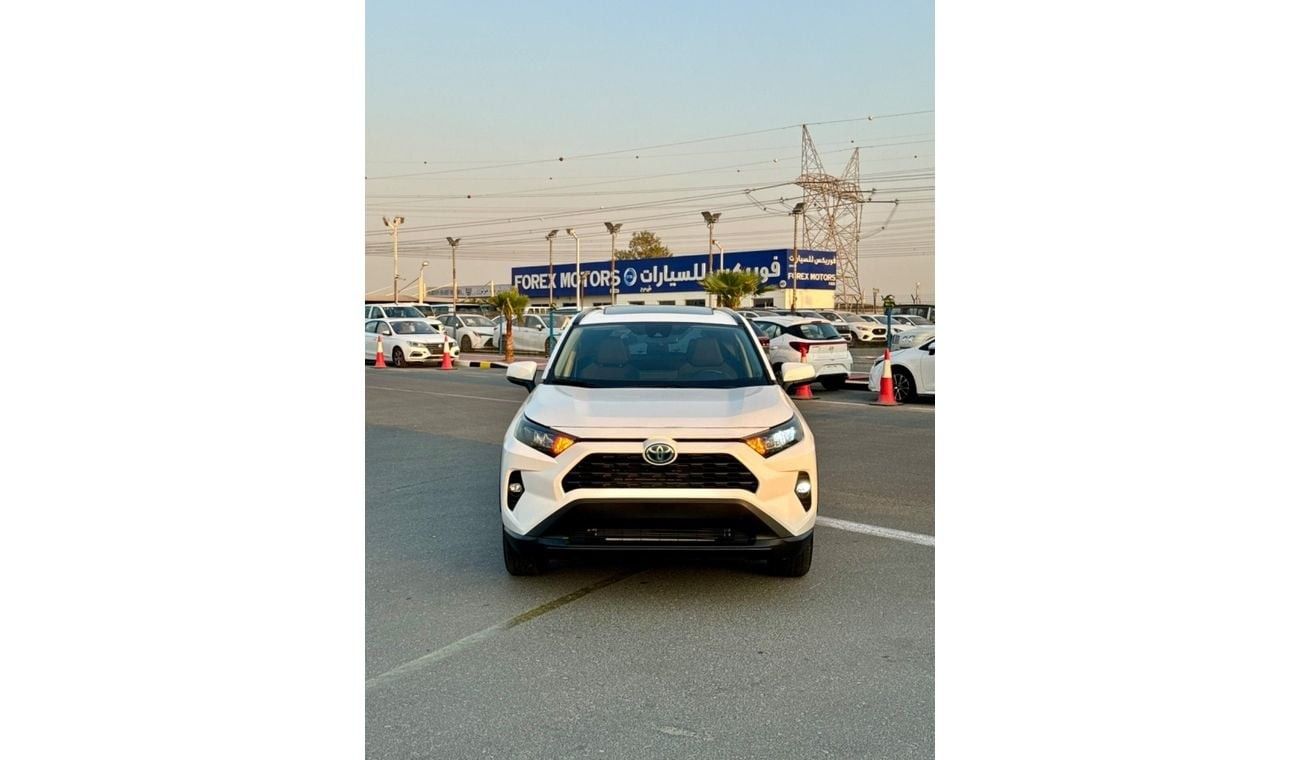 تويوتا راف ٤ 2022 HYBRID LIMITED SUNROOF FULL OPTION CLEAN TITLE UAE PASS