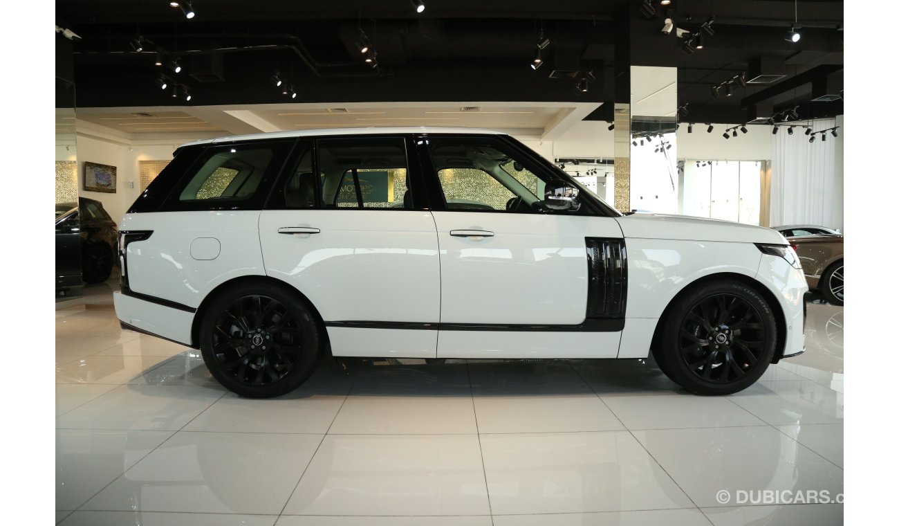 Land Rover Range Rover Vogue SE Supercharged RANGE ROVER VOGUE SE-SUPERCHARGED SVO [5.0L V8 S/C]