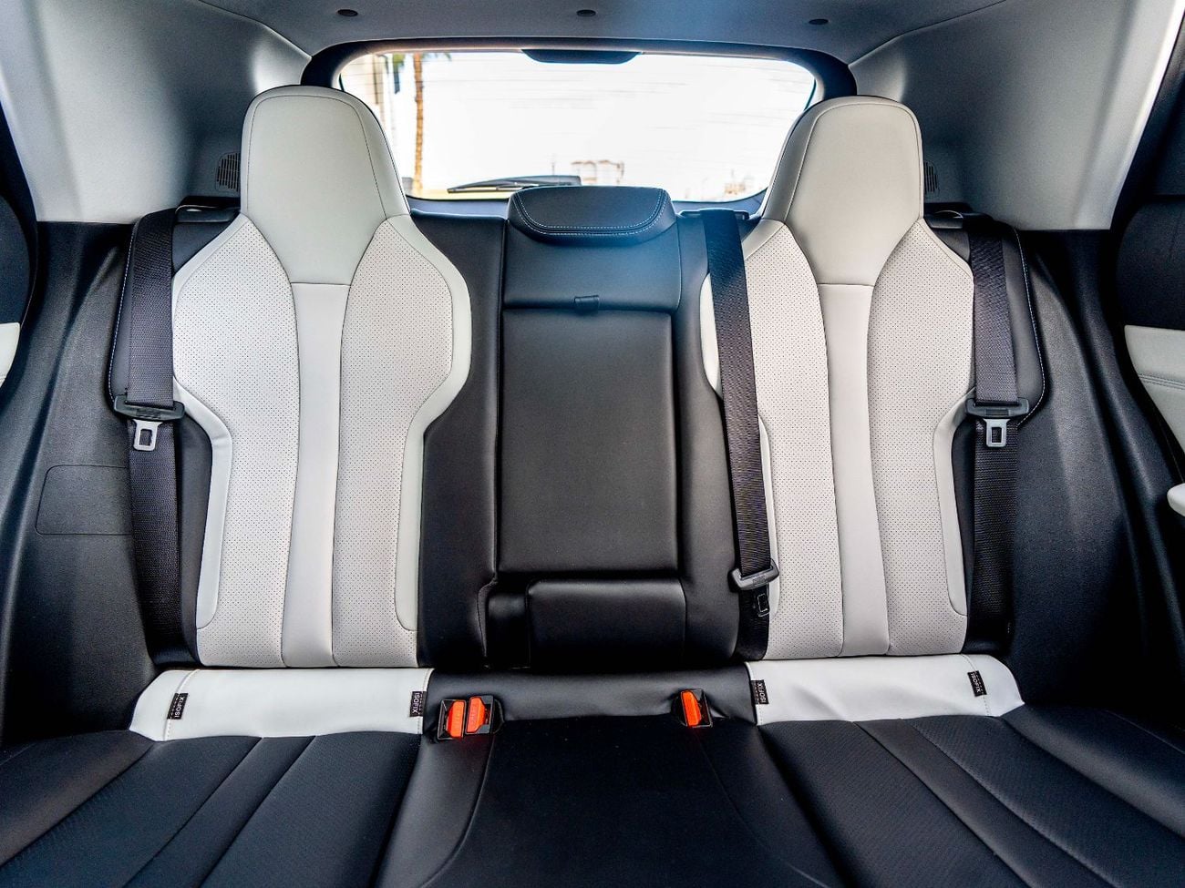 Mercedes-Benz EQS 580 SUV 1