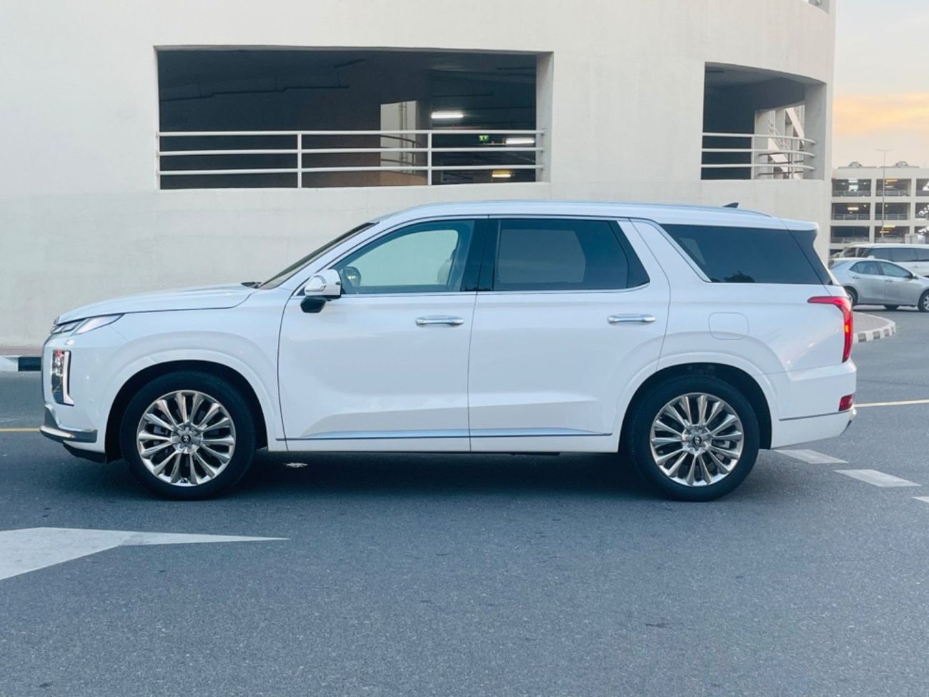 Hyundai Palisade Premium - Nappa 3.8L