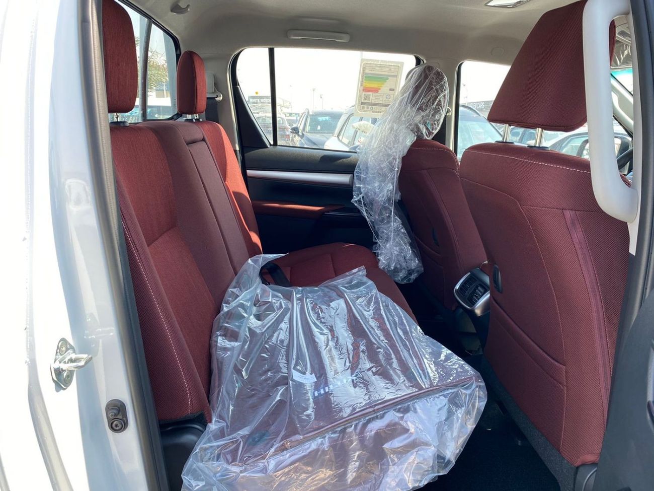 تويوتا هيلوكس TOYOTA HILUX 2.7L PETROL 4WD PUSH START