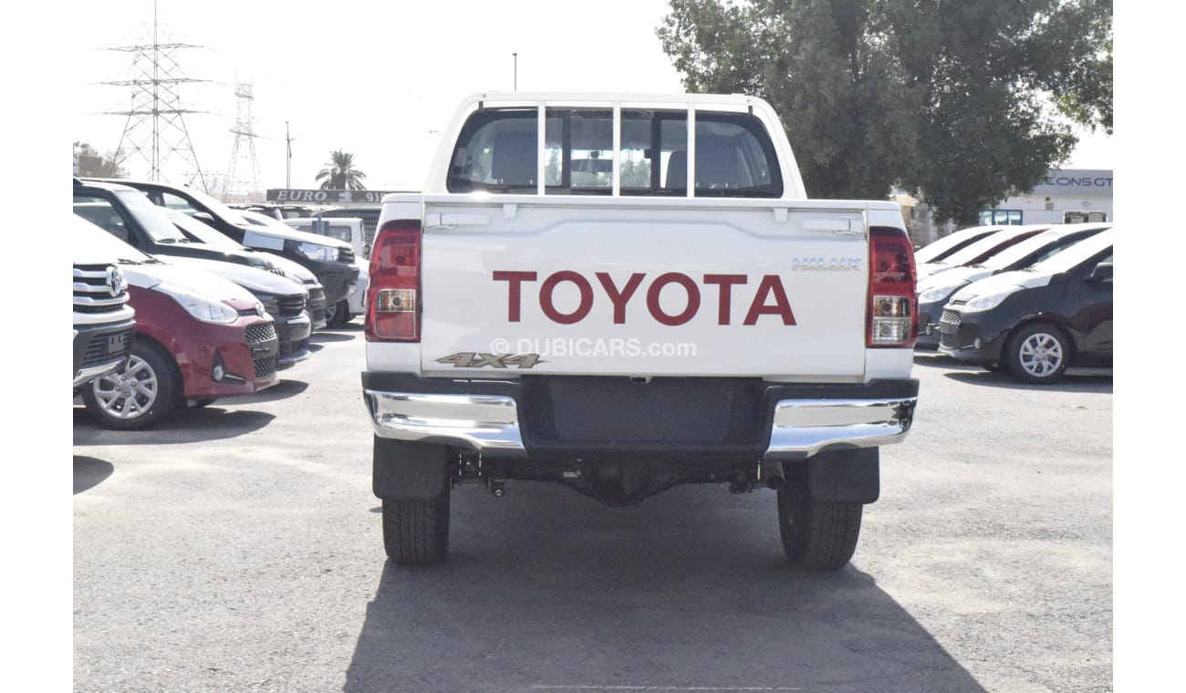 تويوتا هيلوكس محرك سعة 2.4 لتر 4 سلندر ، ناقل الحركة اليدوي موديل 2020 من ديزل فقط للتصدير