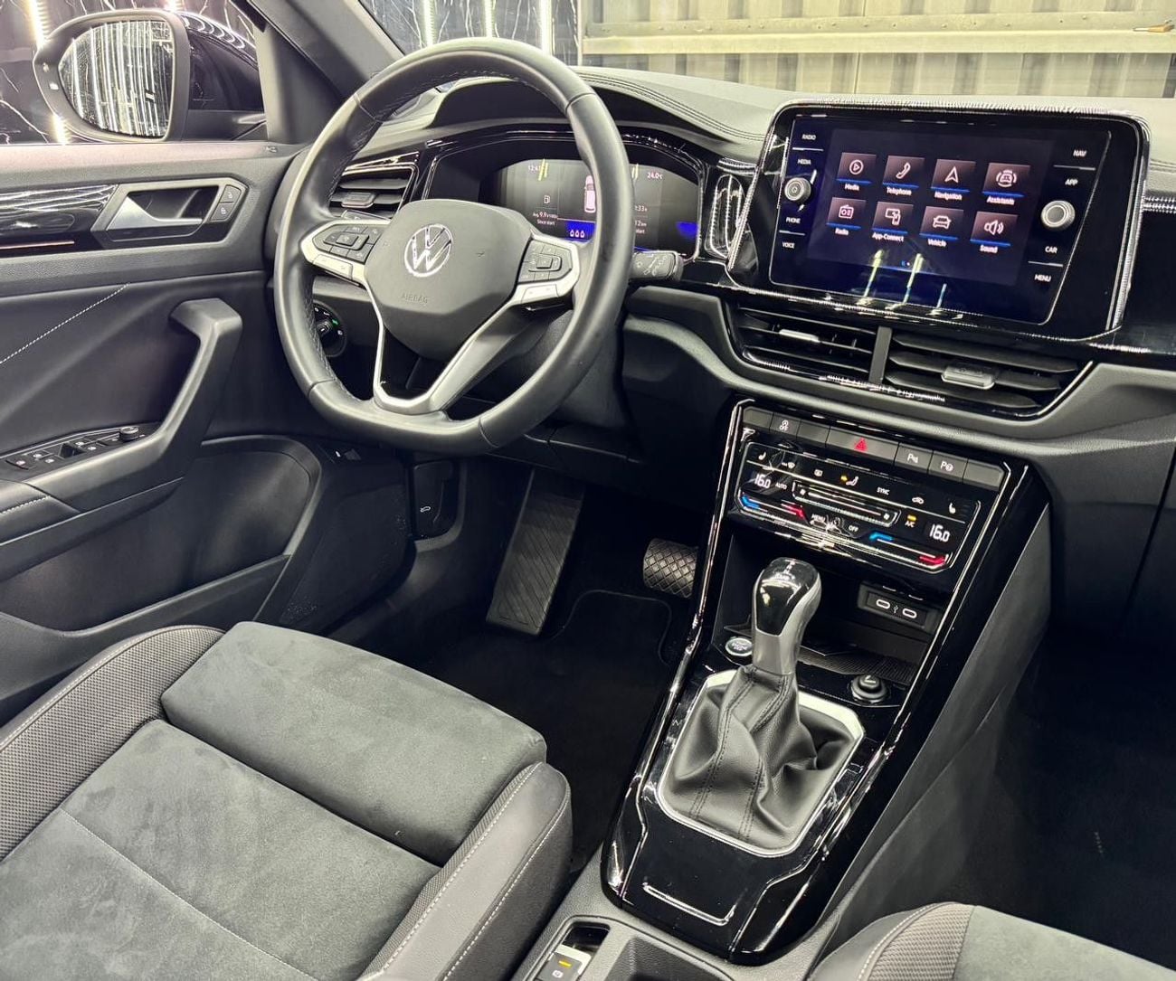 فولكس واجن T ROC Style 1.4L