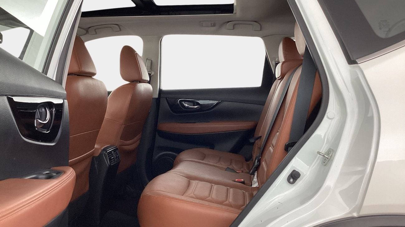 نيسان إكس تريل SL | شامل الضمان | 0 ﺪﻔﻋﺓ ﺃﻮﻟﻯ