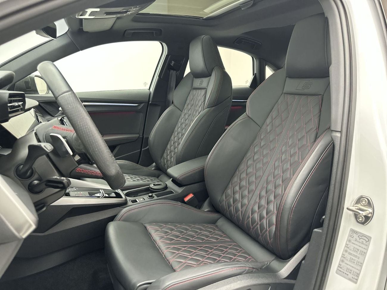 Audi S3 TFSI quattro 2.0L Sedan 290hp High (Ref# 03500)