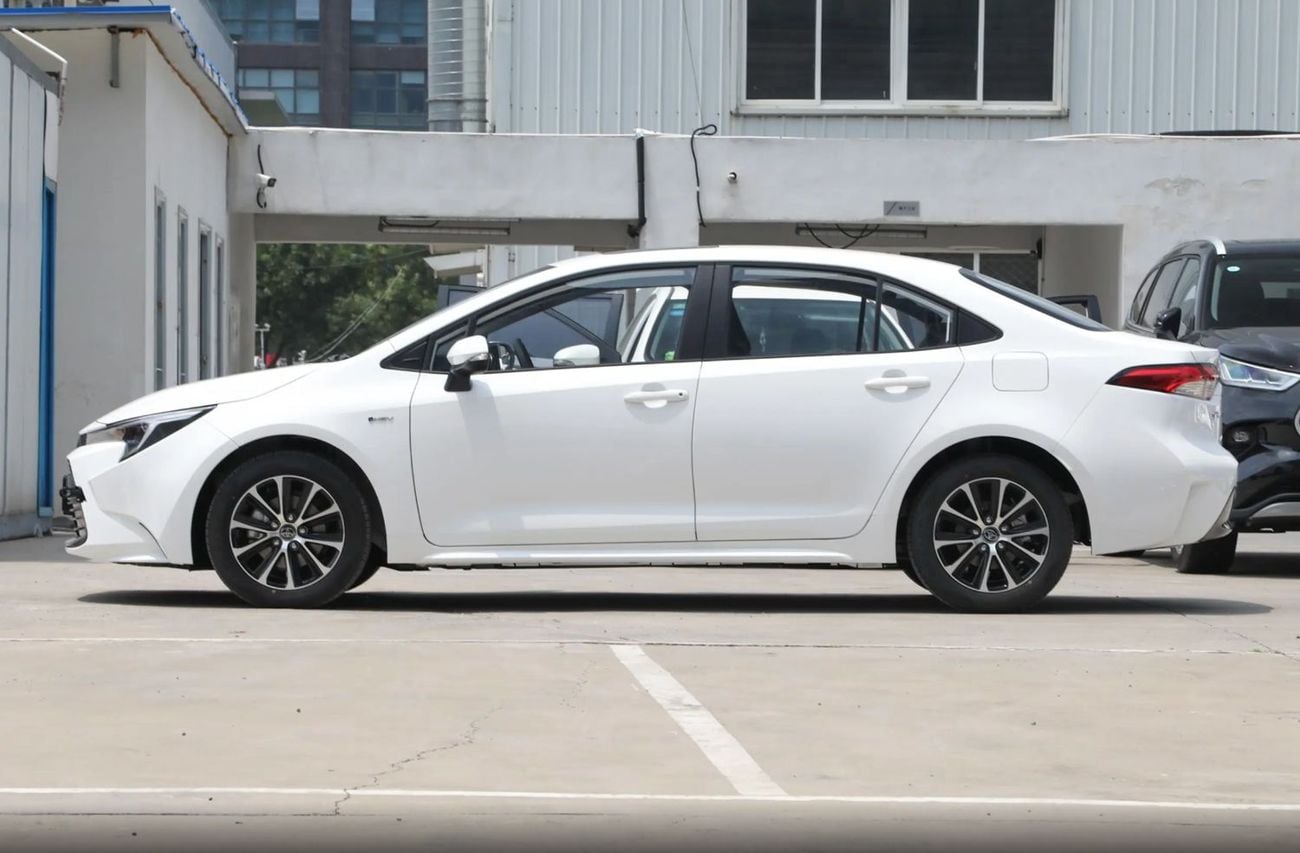 تويوتا ليفين 1.8L Luxury Edition