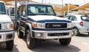 Toyota Land Cruiser 71 4.0L SHORT WHEEL BASE