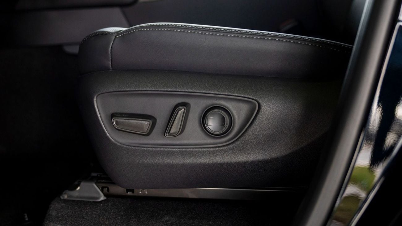 تويوتا لاند كروزر VXR 3.5L