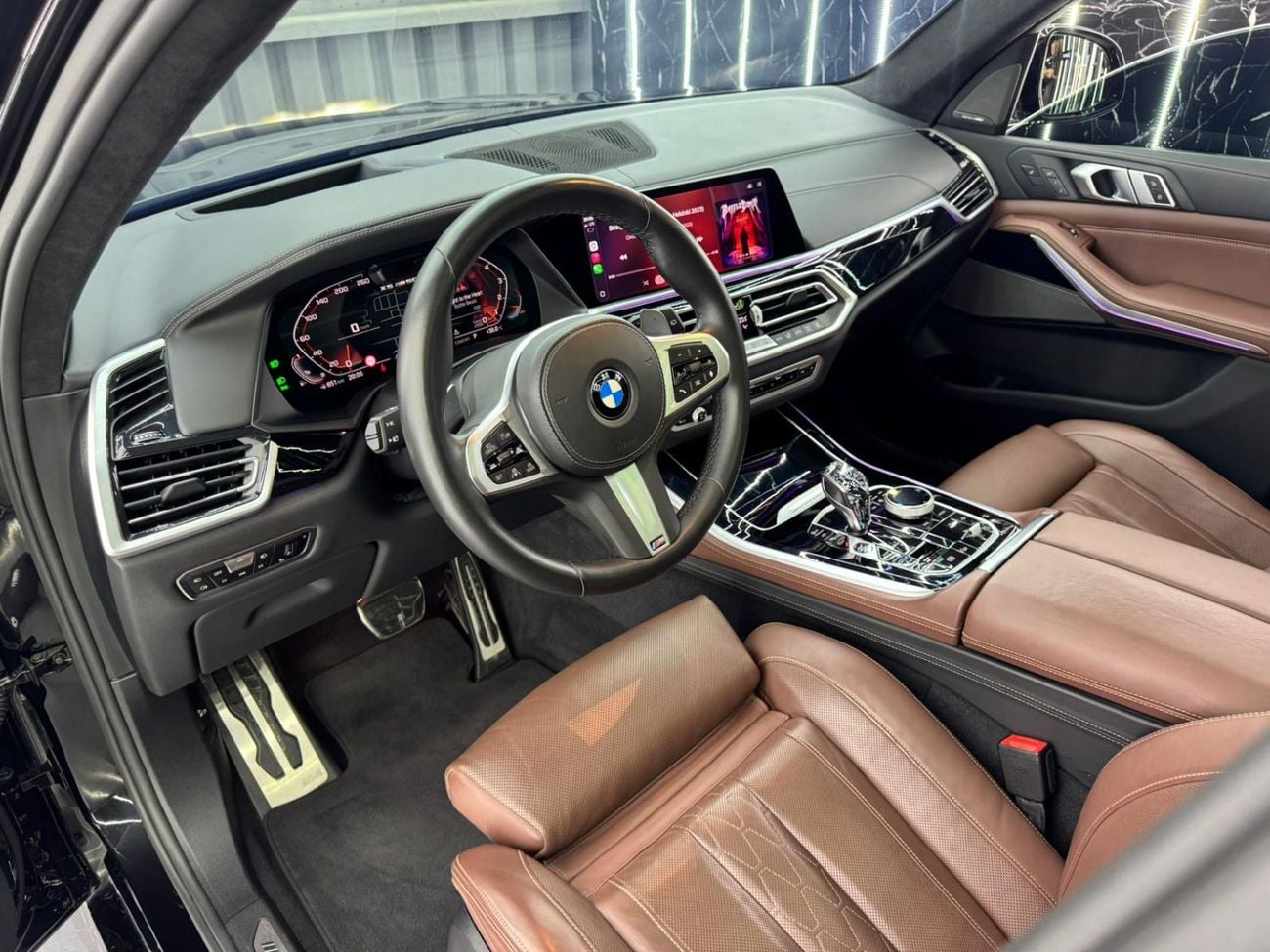 BMW X5 M50i 4.4L