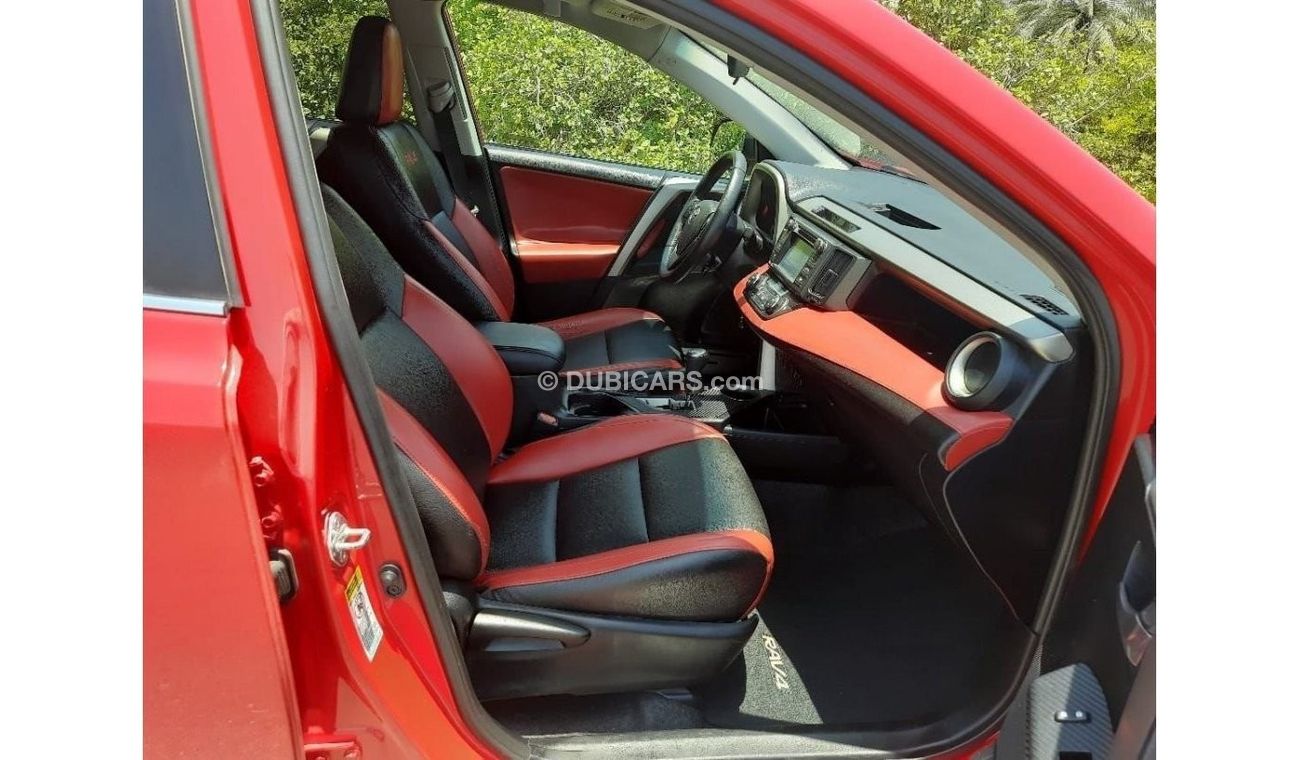 Toyota RAV4 VXR Toyota rav_4  (USA-SPEC) 4*4 - 2015- VERY GOOD CONDITION