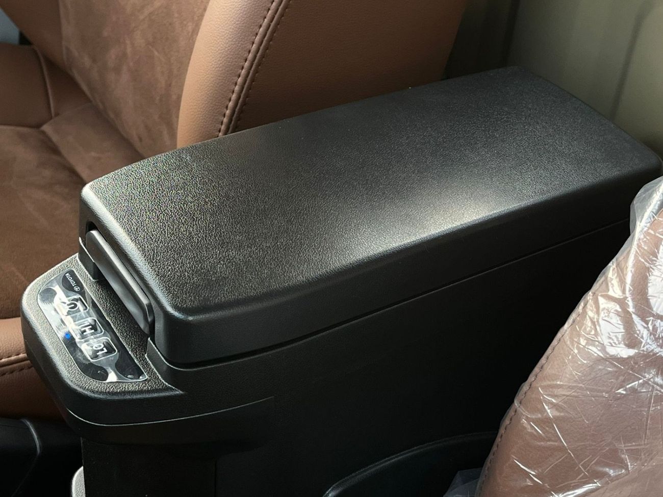 Toyota Land Cruiser Pick Up Toyota Land Cruiser LC79 SC 4.0 AT 2025 Full option