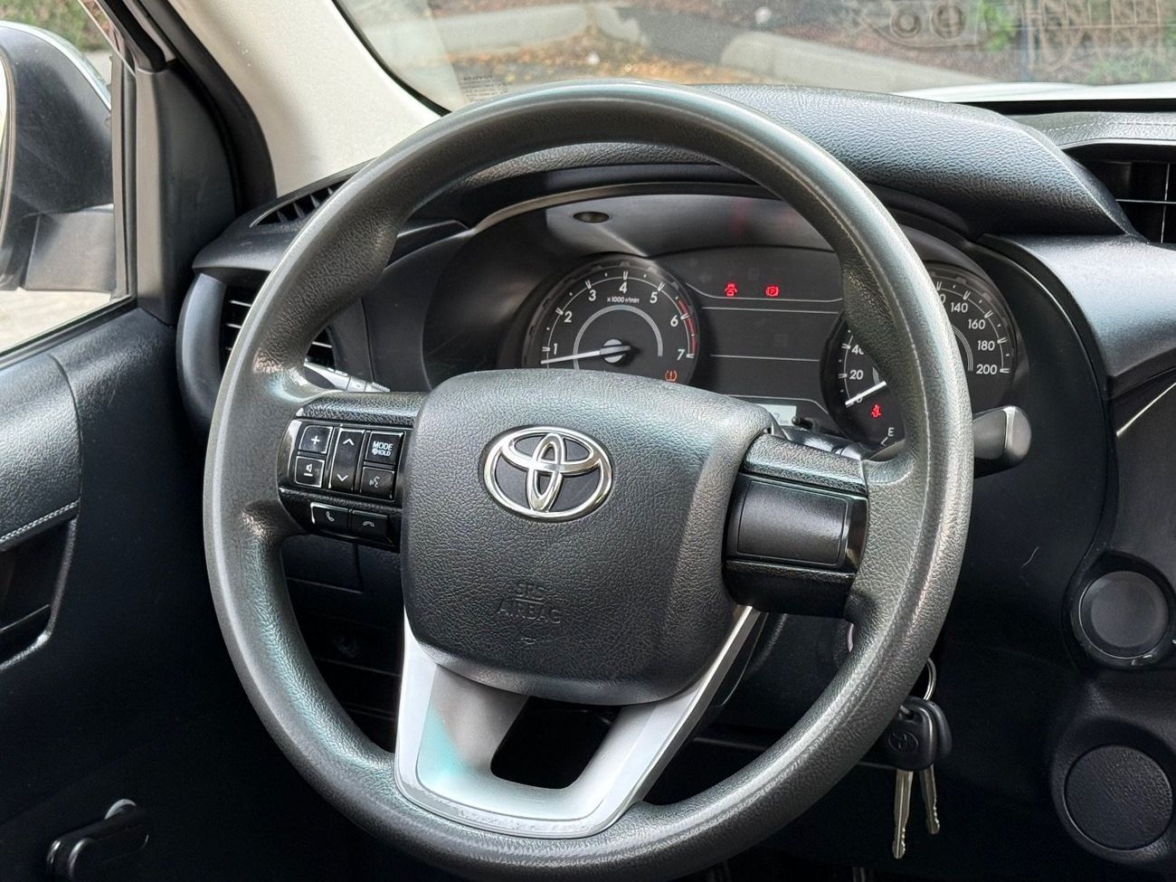 Toyota Hilux GLX 2.7L Double Cab Utility RWD A/T