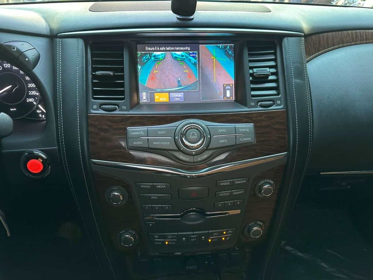 Nissan Patrol SE PLATINUM CITY