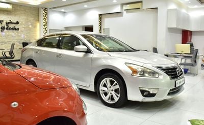 نيسان ألتيما EXCELLENT DEAL for our Nissan Altima 2.5 SV ( 2015 Model ) in Silver Color GCC Specs
