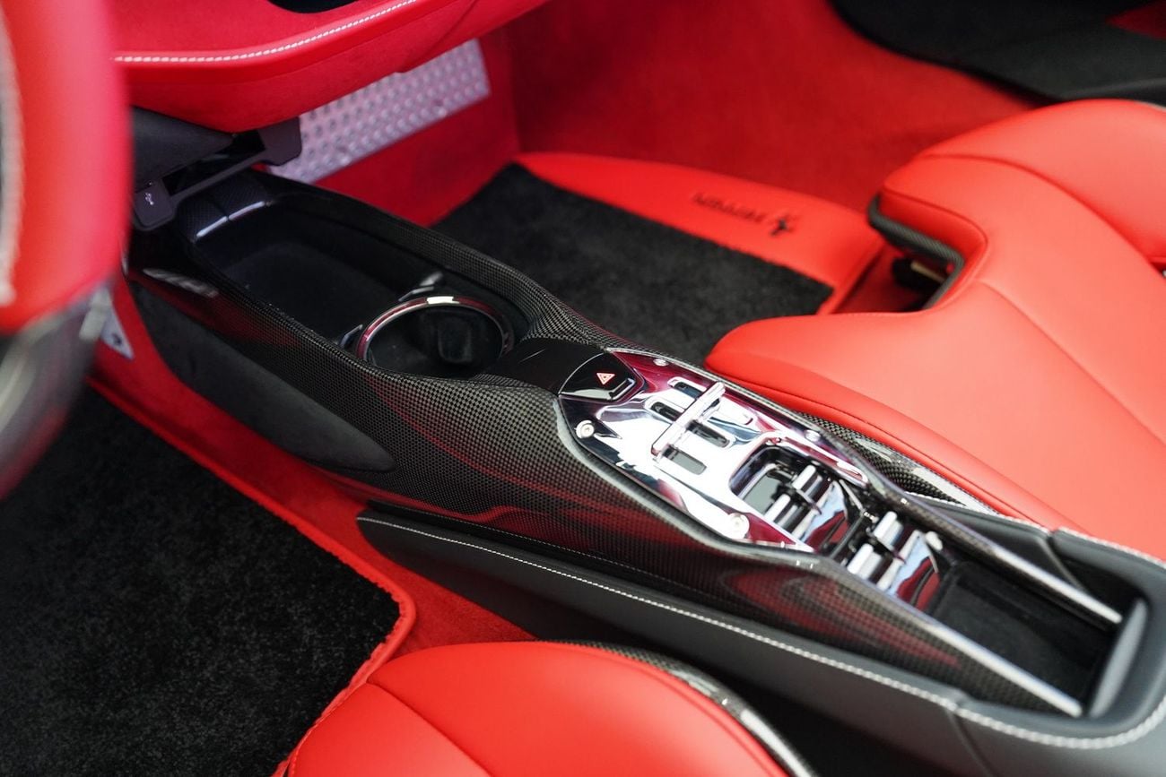 فيراري SF90 سبيدر