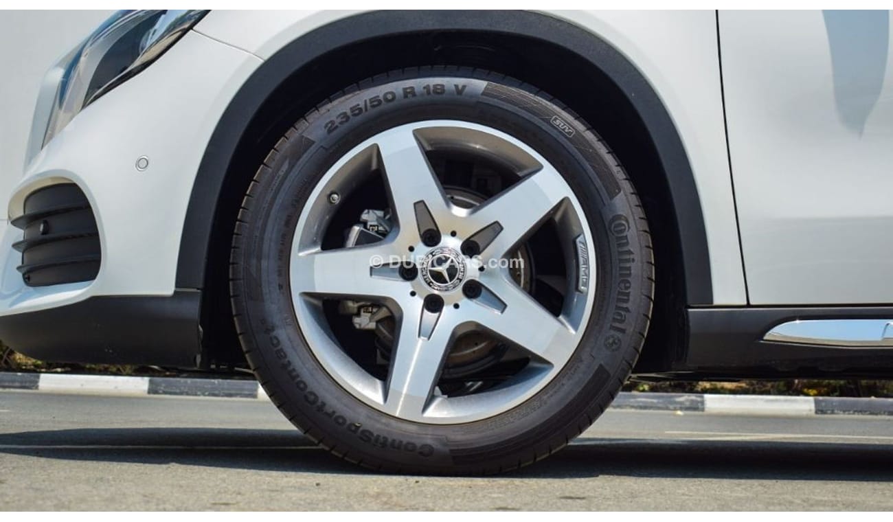 Mercedes-Benz GLA 180 Mercedes GLA180 AMG 2020 (international warranty)