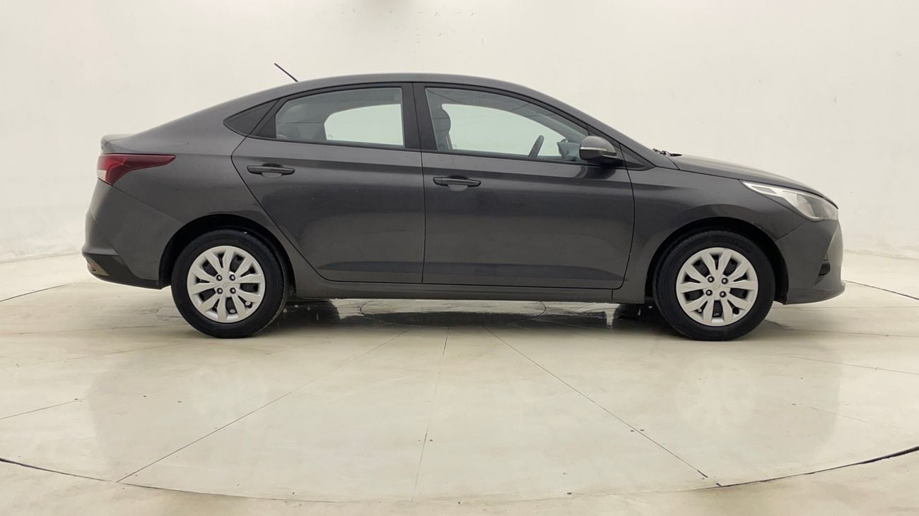 Hyundai Accent SMART 1.6 | Zero Down Payment | Home Test Drive