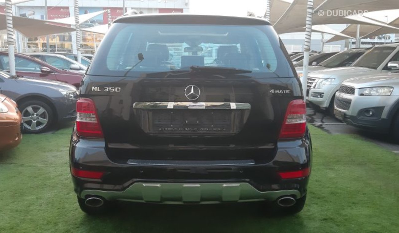 مرسيدس بنز ML 350 خليجى 2009 صبغ وكالة  بدون حوادث رقم واحد جلد فتحة جناح خلفي جميع حساسات بحالة ممتازة