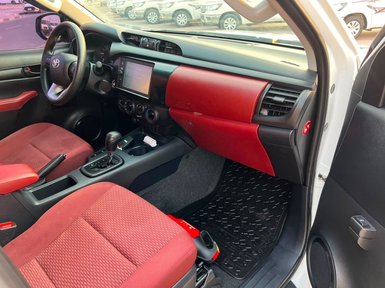 Toyota Hilux  2022 Toyota Hilux GR Sport - 2.7L V4 - Rear Camera - Push Start - Full Automatic Patrol - 4x4 AWD -