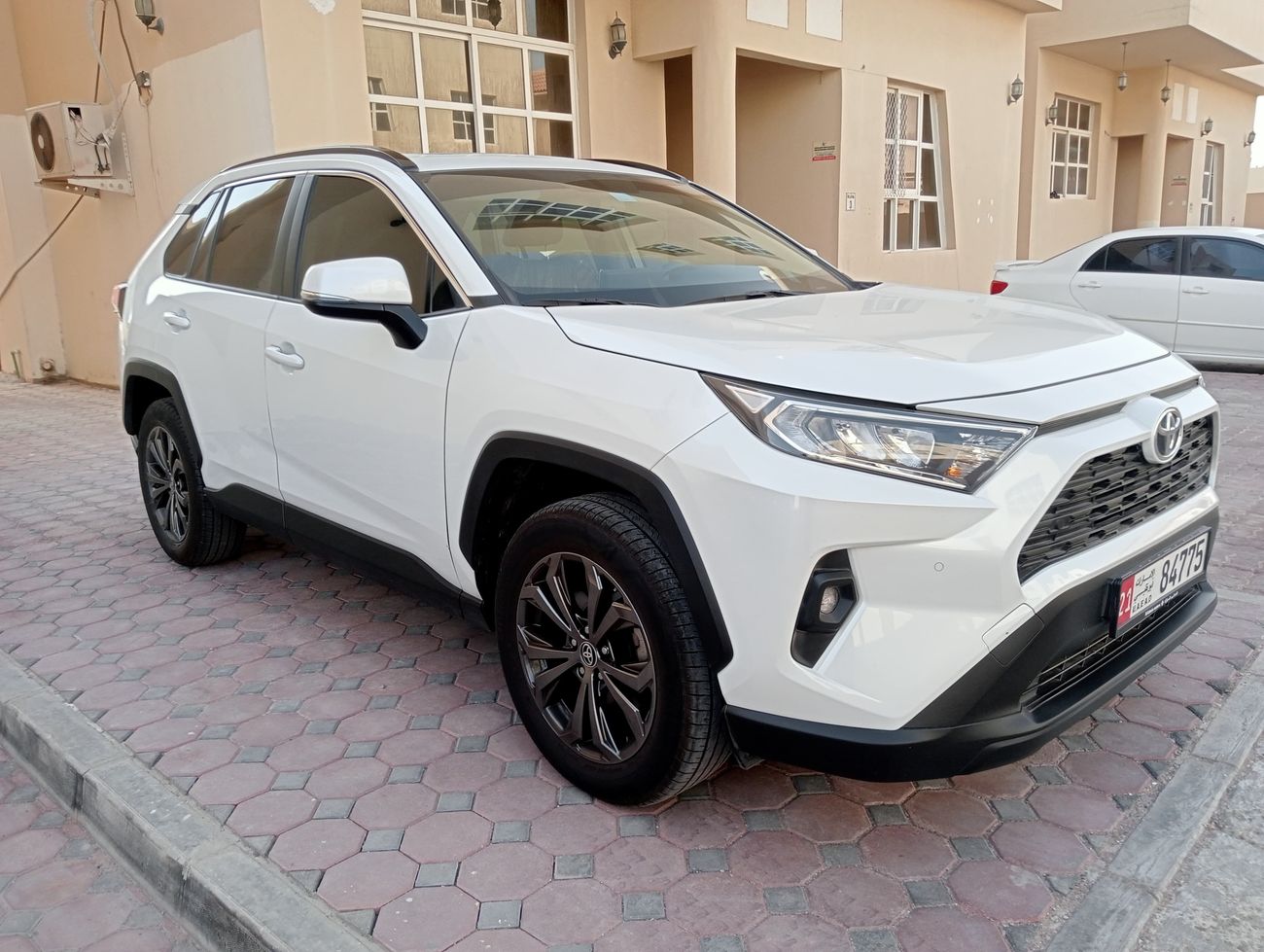 تويوتا راف ٤