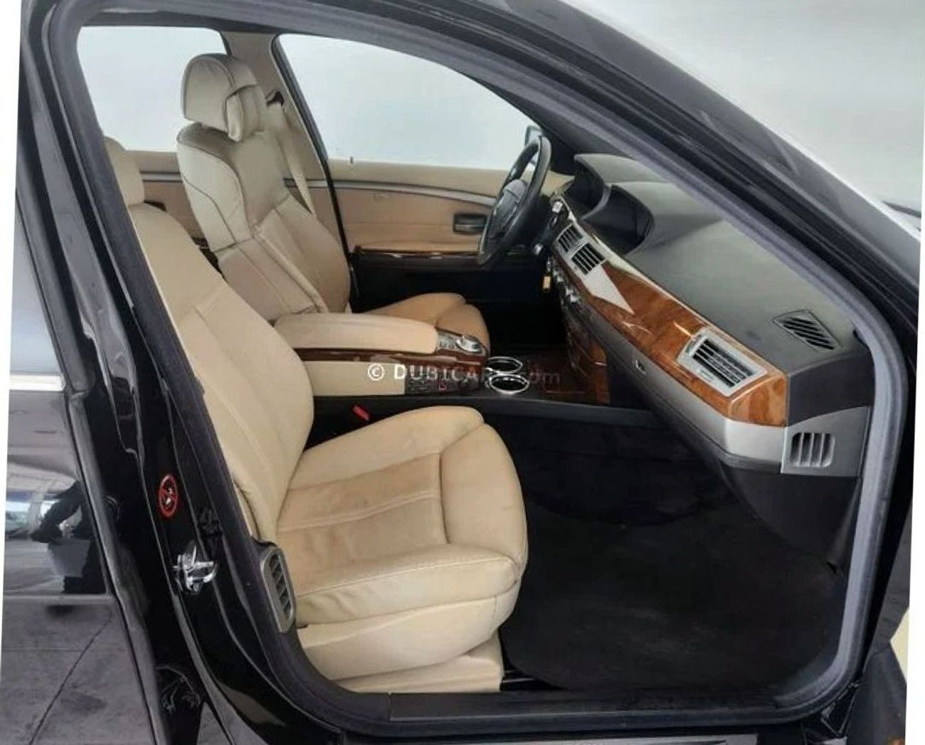 بي أم دبليو 750Li Li-V8-2006-Full Option - Perfect Condition
