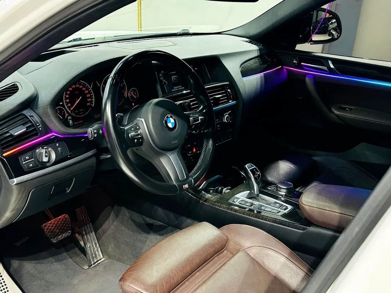 بي أم دبليو X4 GCC M PACKAGE ACCIDENT FREE WARRANTY AND FINANCE AVAILABLE