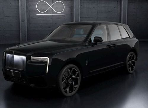 رولز رويس كولينان BLACK BADGE Series II Black Badge in LEFT HAND DRIVE