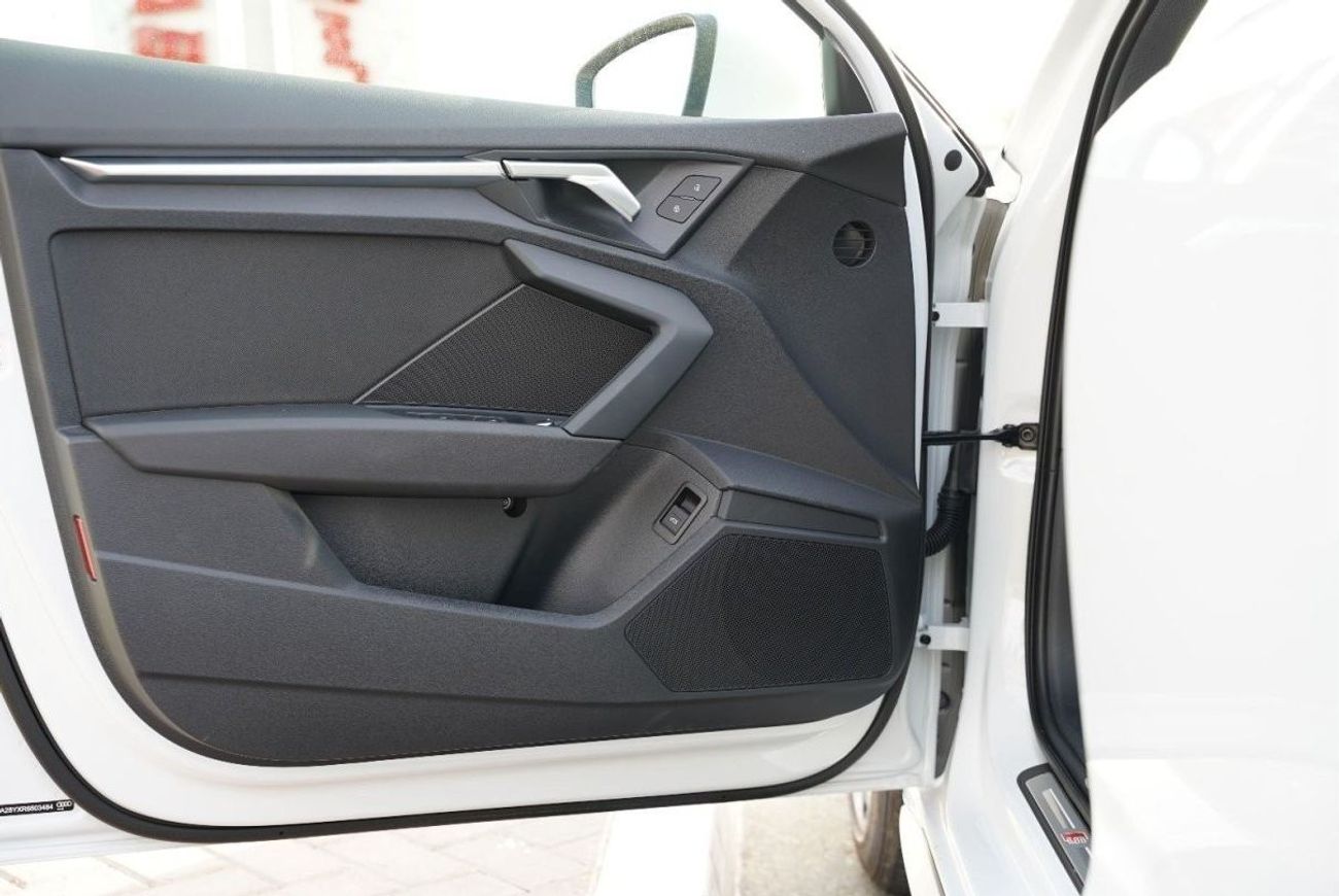 أودي A3 2024 Audi A3 Limousine 35 TFSI 1.4L 0Km