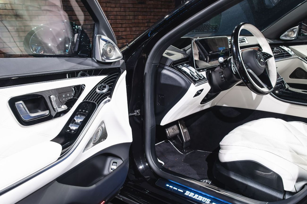 Mercedes Maybach S680 Maybach Mercedes-Maybach S680 V12 4Matic BRABUS