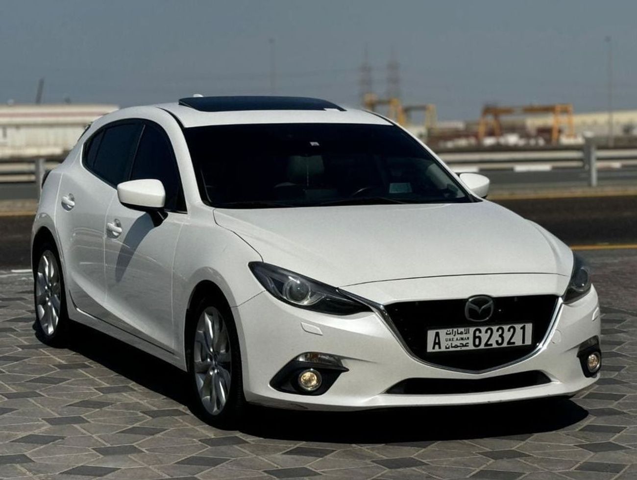 Mazda 3 R 2.0L (155 HP) Hatchback