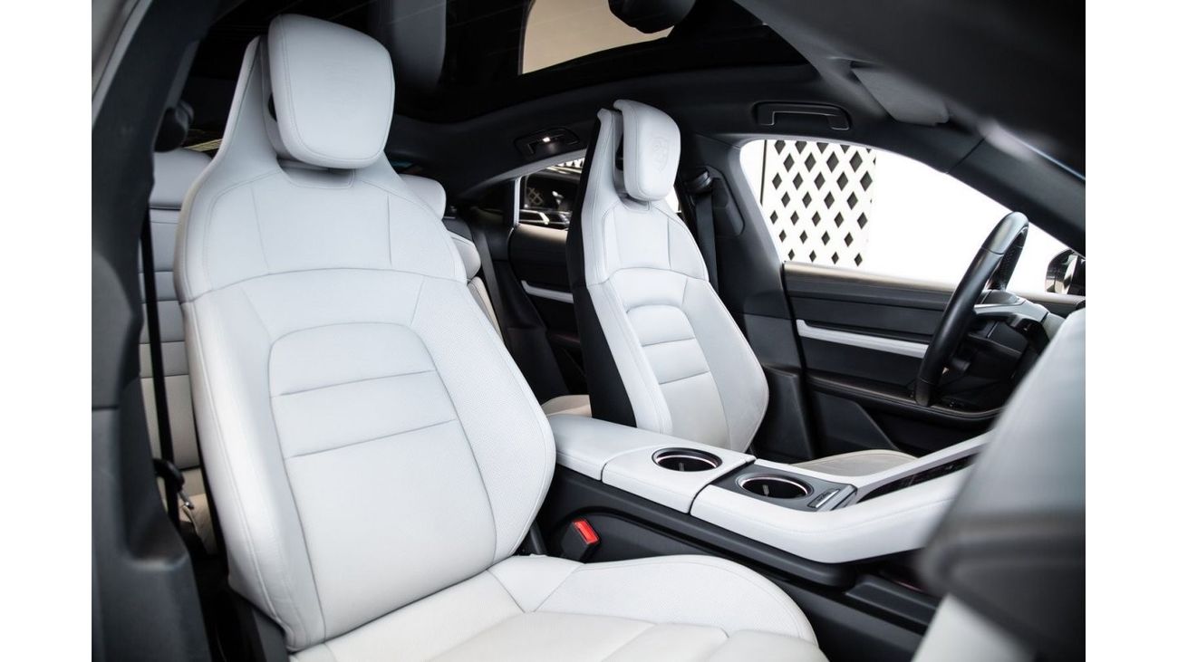 بورش تايكان 4S