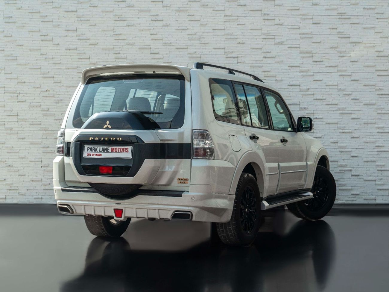 Mitsubishi Pajero GLS 3.8L