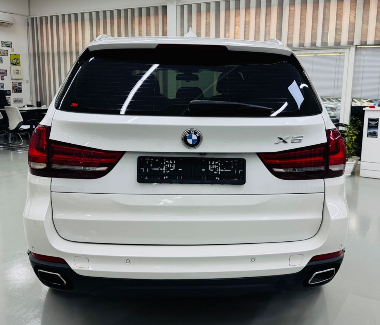 BMW X5 GCC .. FSH .. Original paint .. Perfect Condirion