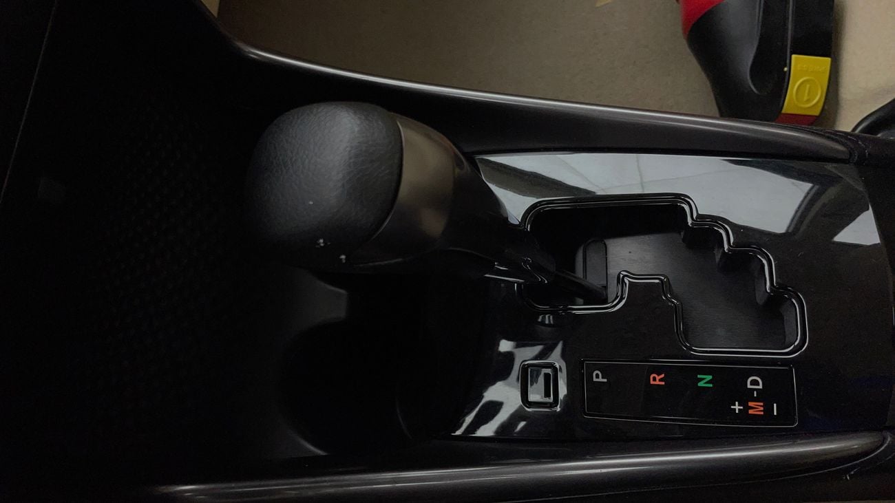 تويوتا يارس SE 1.5 | بدون دفعة مقدمة | اختبار القيادة في المنزل