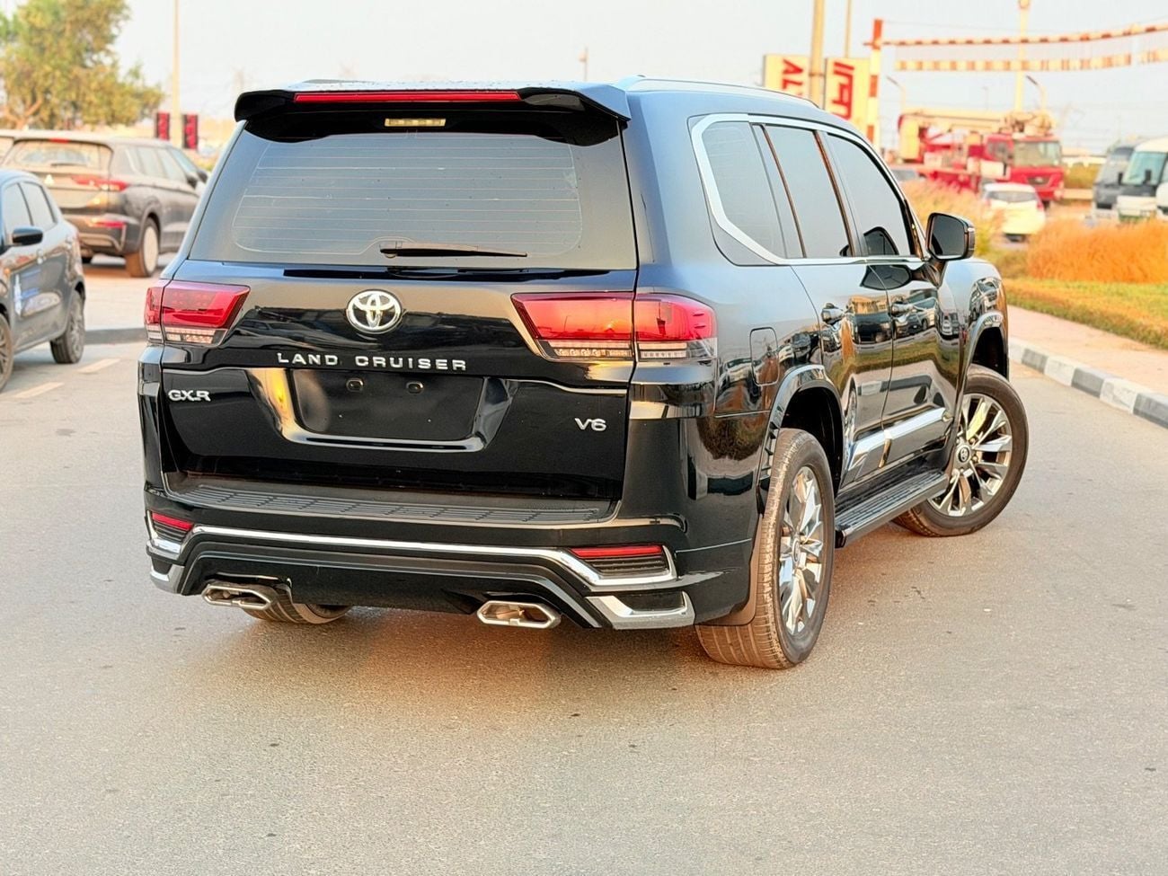 Toyota Land Cruiser Toyota landcuriser GXR V6 Years 2020 upgrade inside and outside 2025 full option 4.0 L petrol